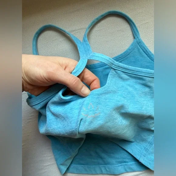 Beyond Yoga Skim Racerback crop tank xs - Picture 7 of 9